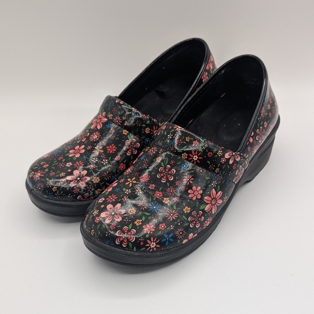 Quality Womens Floral Professional Clogs Black Patent Slip Resistant Size 8M